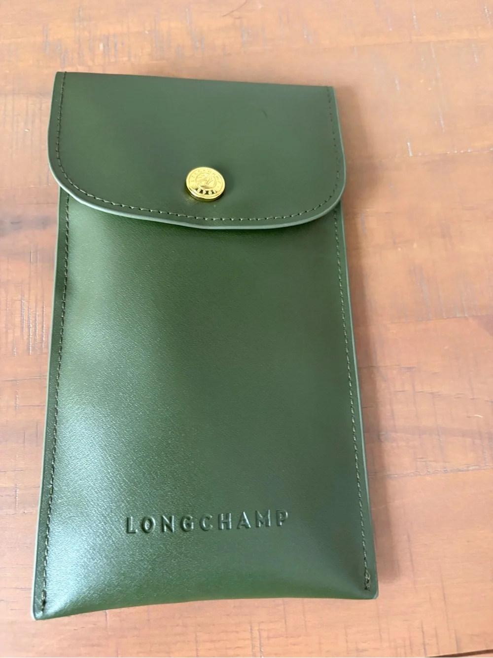 Longchamp fashion forward